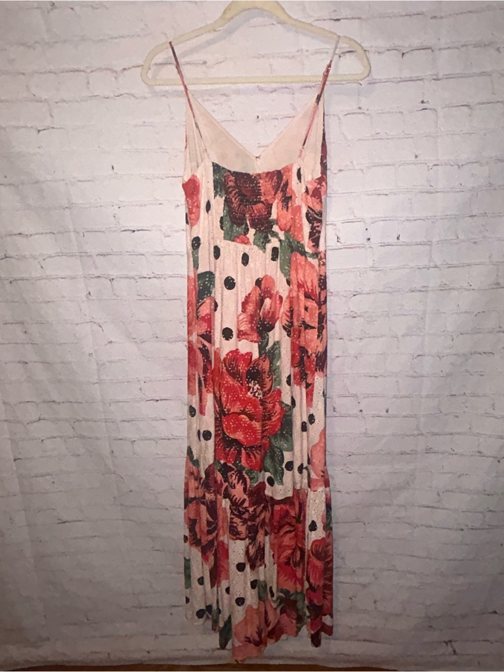 Farm Rio Riviera Eyelet Maxi
Dress size 8 - Picture 8 of 13